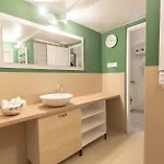 Gozsdu Διαμέρισμα *